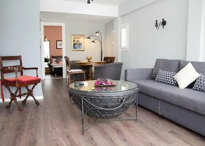 Port View Suite, Kavala